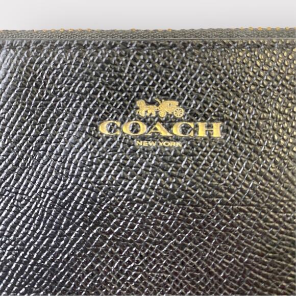 Coach Leather Crossgrain Corner Zip Wristlet Black - Picture 8 of 8